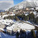 Ecrin Blanc - Aquapark 酒店 谷雪维尔